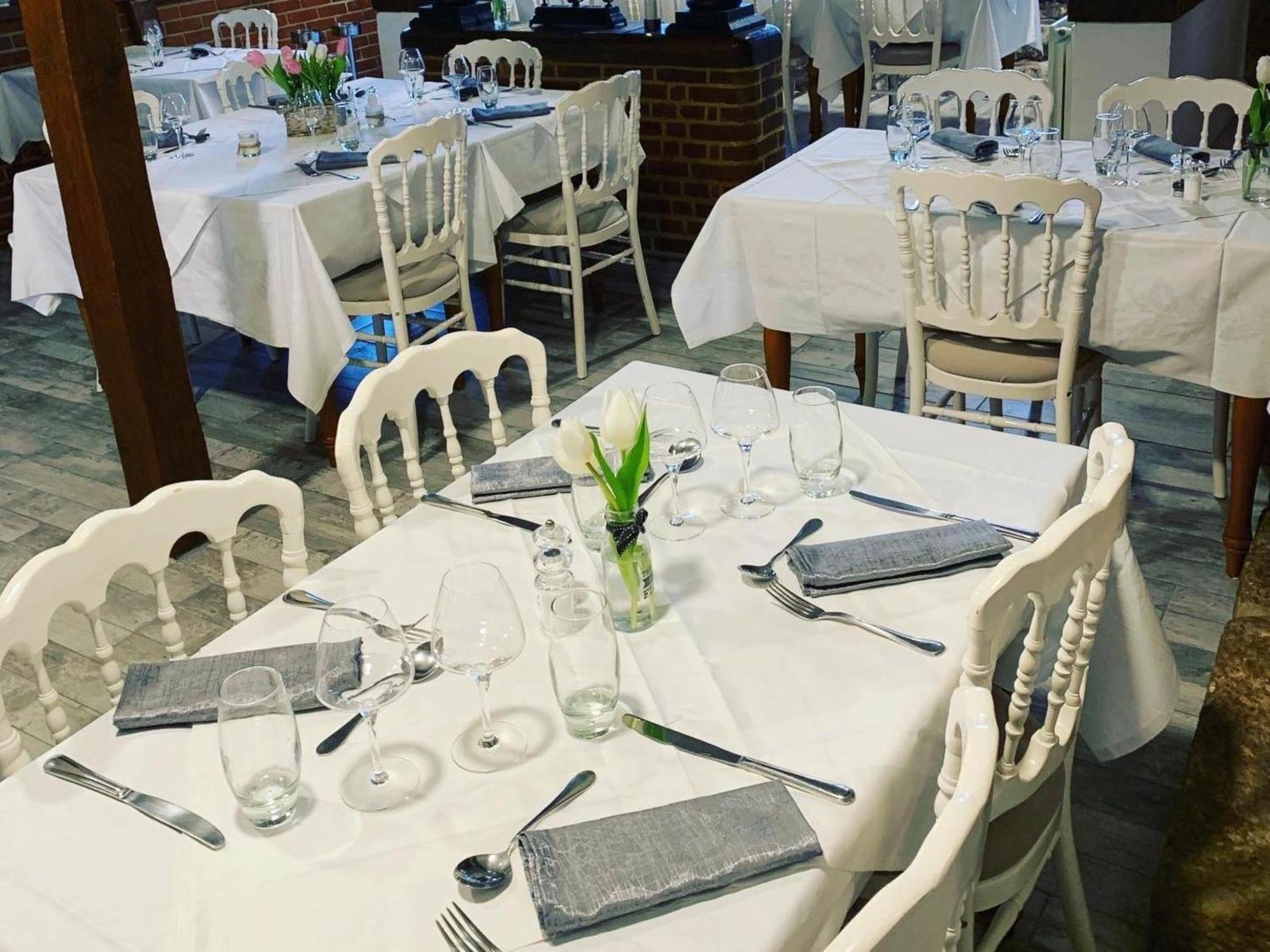 Logis - Hotel & Restaurant Moulin Des Forges Saint-Omer-en-Chaussee Екстер'єр фото